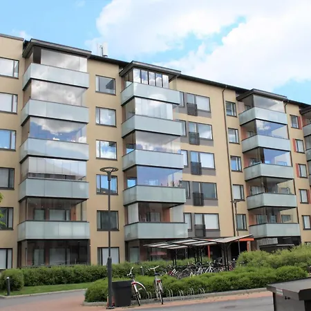 Kotimaailma - Saunallinen Kolmio- Kaleva