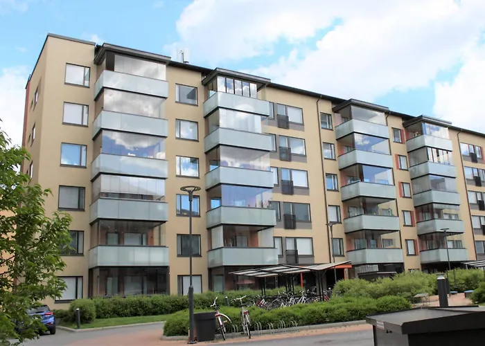 Kotimaailma - Saunallinen Kolmio- Kaleva